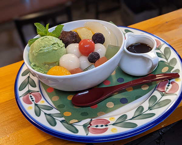 白玉クリームあんみつ